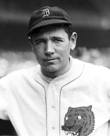 Harry Heilmann was one of the best right-handed hitters in the history of baseball.